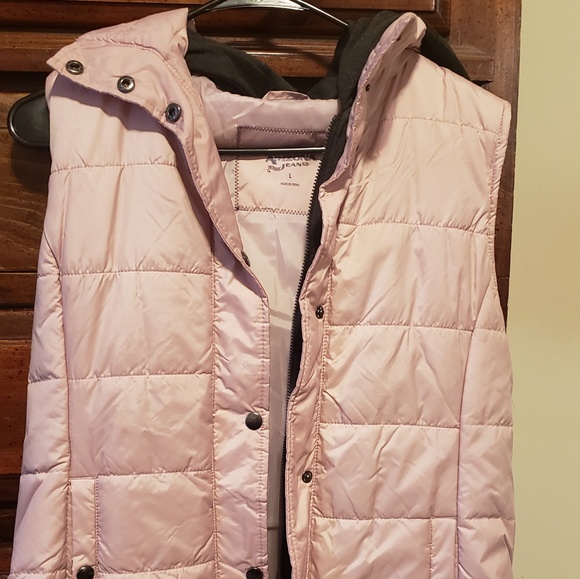 Arizona Jean Company Jackets & Blazers - Arizona vest with attached hood